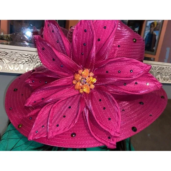 Lily and Taylor floral hat Lily & Taylor Straw Sun Hat Wide Brim Purple Floral Gold  main image 2